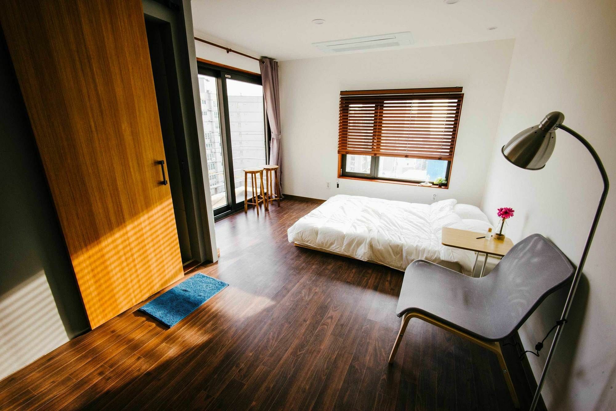 Morning Dew Guesthouse Busan Exterior foto